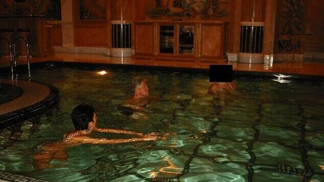 אפשטיין וקלינטון