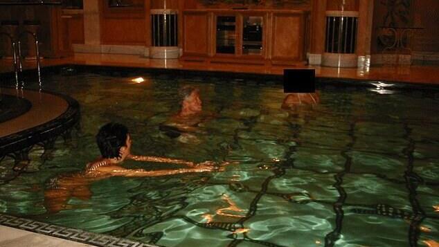 אפשטיין וקלינטון