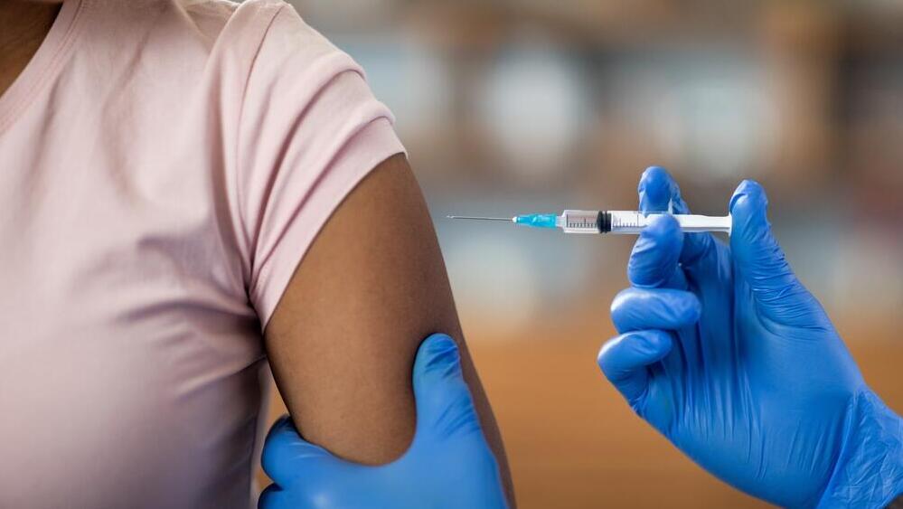 Photo: Shutterstock חיסון שפעת