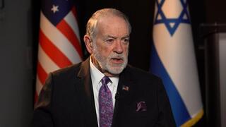 ראיון עם מייק האקבי