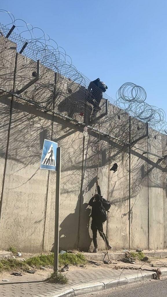 שב"חים נכנסים דרך פרצות בדאחייה