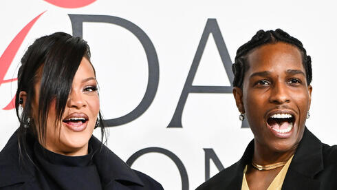 ריהאנה ו-ASAP רוקי בפרסי האופנה של מועצת המעצבים בארצות הברית, 2025