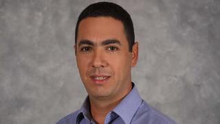 אלעד קומיסר 