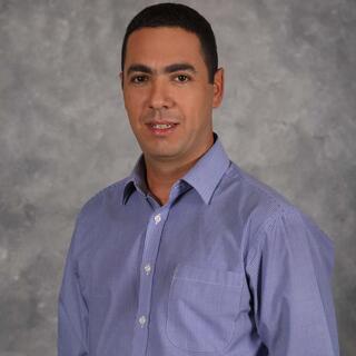 אלעד קומיסר 