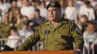 הרמטכ"ל אייל זמיר  בטקס סיום קורס טיס