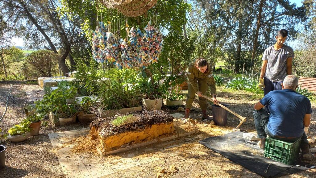 פירוק המצבה של גור קהתי