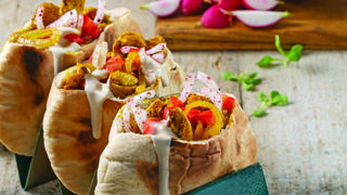  שווארמה עם חזה עוף ובצל מטוגן