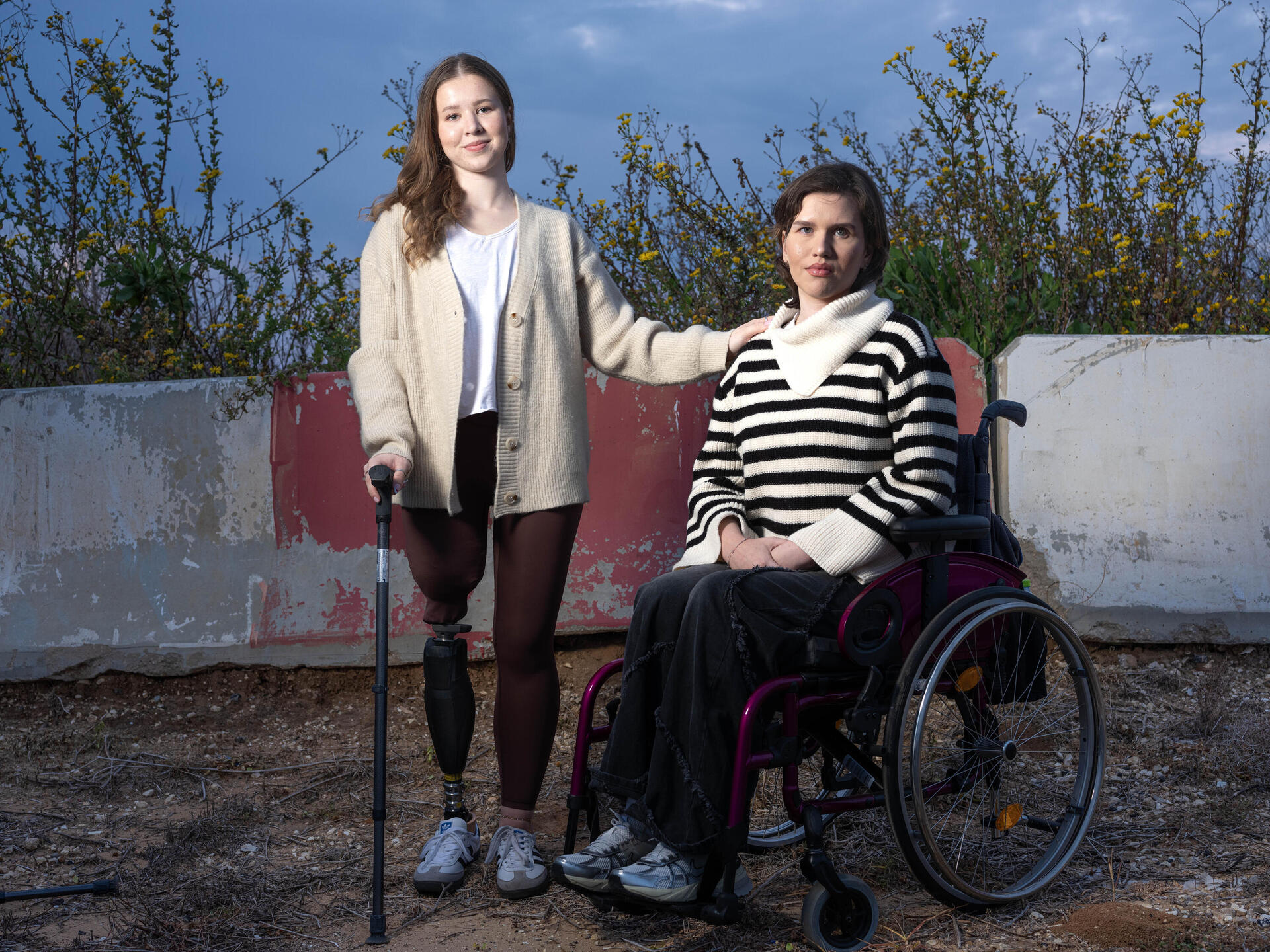 מפגש לוחמות. מישל רוקביצין שנפצעה אנושות ב-7 באוקטובר וקרינה דרצ'וב, שנפצעה קשה חודש אחרי  