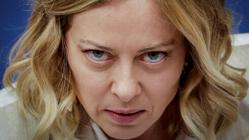 תמונות השנה בעולם 2025 ראש ממשלת איטליה ג'ורג'ה מלוני מסיבת עיתונאים רומא 9 ינואר