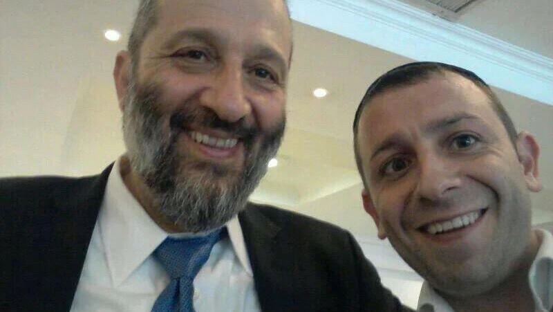 Арье Дери с сыном Янки מימין: ינקי דרעי ואביו אריה. "לימודי תורה מתקדמים"