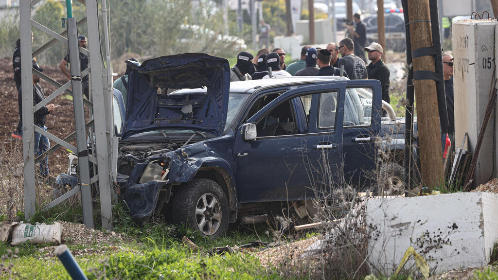 רכבו של המחבל שביצע את פיגוע הדריסה והדקירה בתל יוסף ובית שאן