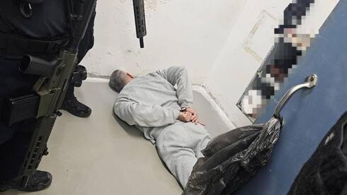   המחבל מחמוד עטאללה מפרשת סירסור הסוהרות מובל לענישה 