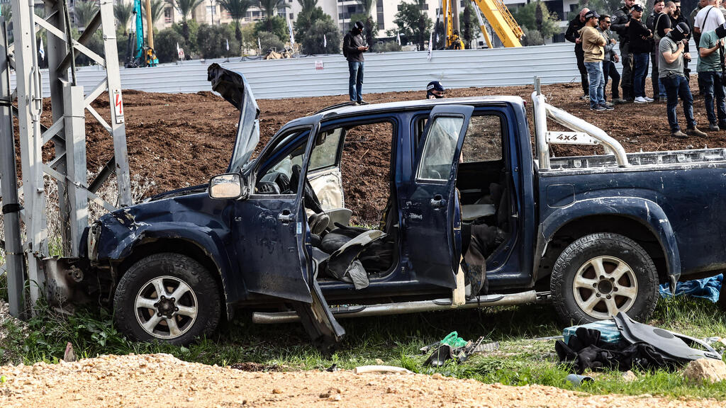 רכבו של המחבל שביצע את פיגוע הדריסה והדקירה בתל יוסף ובית שאן