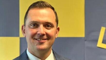 מנהל בית הספר, פיליפ לדי