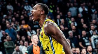 לוני ווקר בטירוף