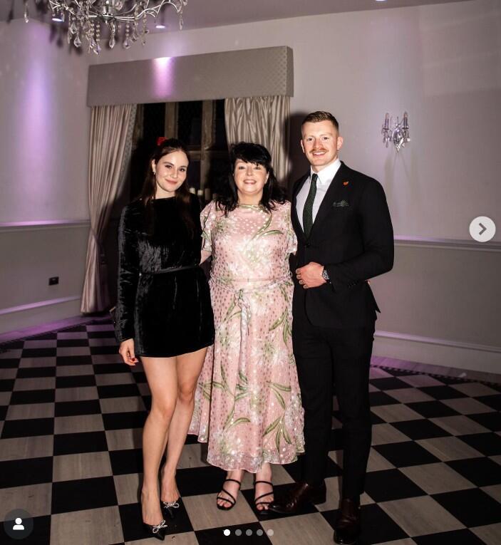 אדם פיטי קרוליין פיטי הולי רמזי