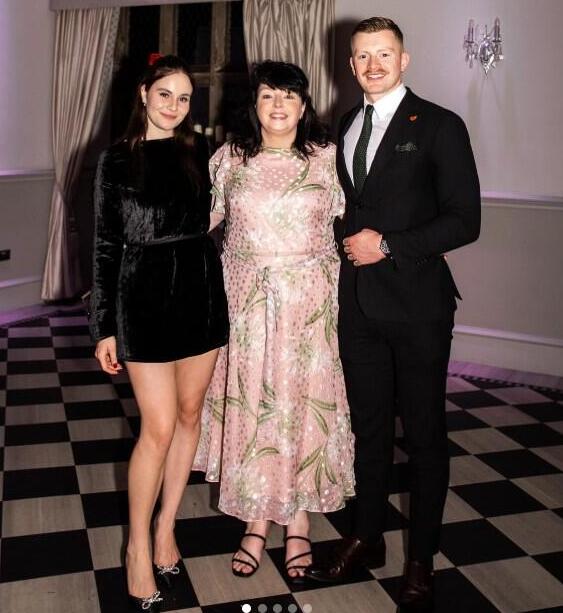 אדם פיטי קרוליין פיטי הולי רמזי