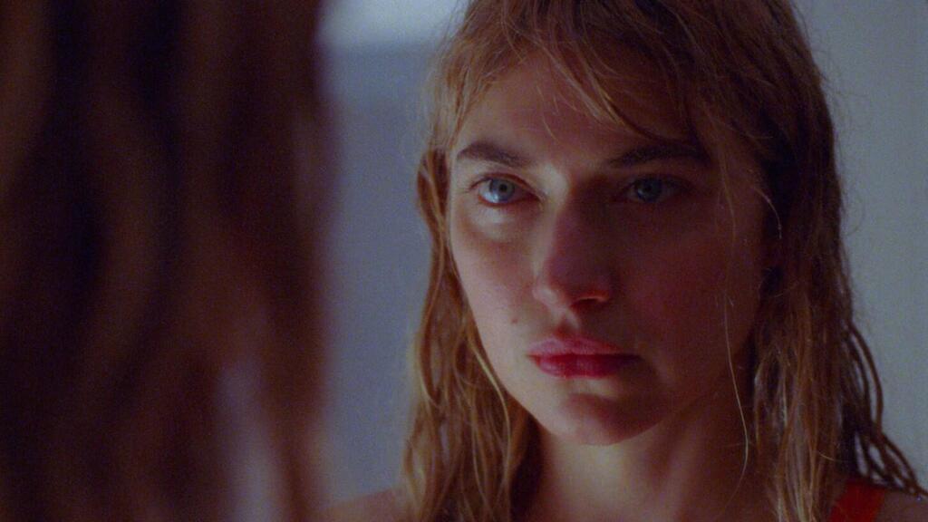 מתוך "הכרונולוגיה של מים"