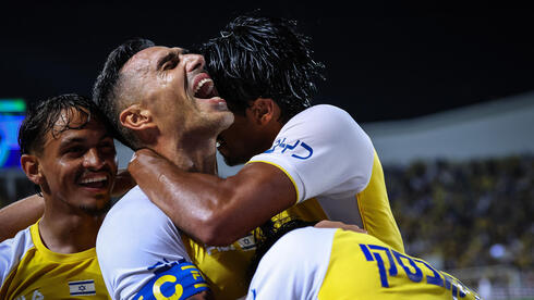 ערן זהבי חוגג שער במשחק האליפות של מכבי תל אביב, שהיה גם משחק הפרידה שלו מהקבוצה וממגרשי הכדורגל, ווינר שוט