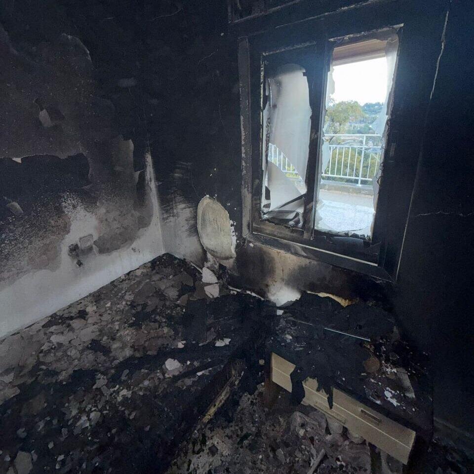 הדירה השרופה