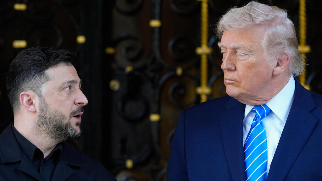 US President Donald Trump and Ukrainine President Volodymyr Zelenskuy meet at the White House (Photo: Alex Brandon/AP) טראמפ וזלנסקי