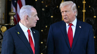 רה"מ בנימין נתניהו ונשיא ארה"ב דונלד טראמפ בפגישתם במאר-א-לאגו