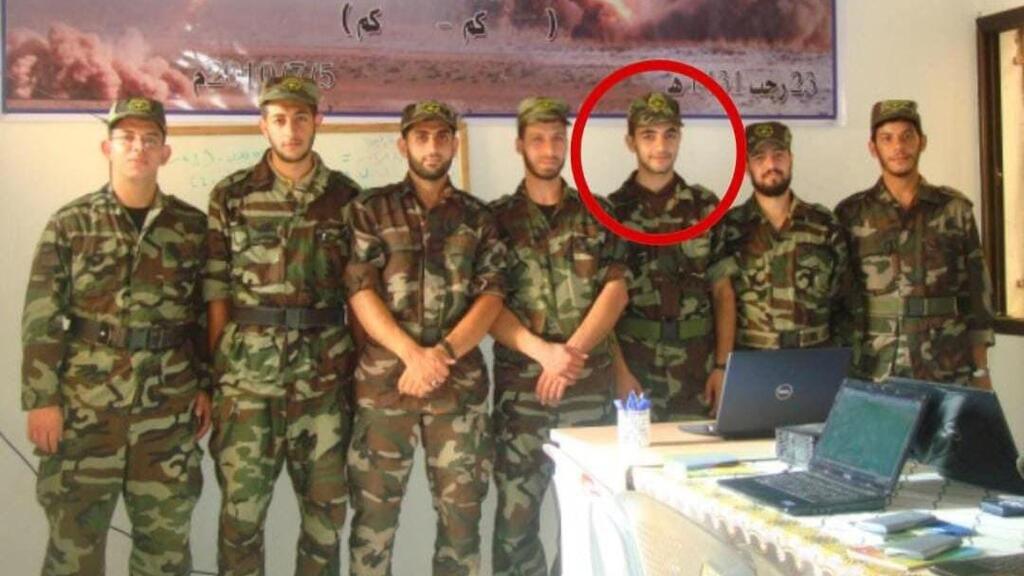 Физиотерапевт MSF среди боевиков Исламского джихада (Фото: сеть X) חשיפה של מתפ"ש - רופאים בסוכנות רופאים ללא גבולות הם מחבלים בשירות חמאס