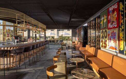 מלון נוצ'ה, בר הרופטופ. מעוצב, טרנדי