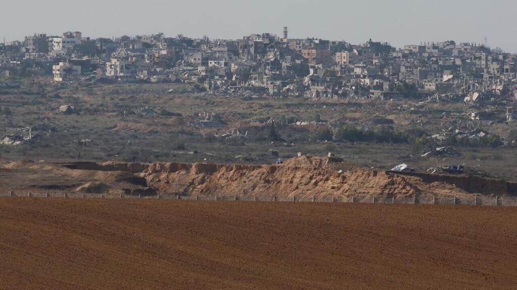 800 מטרים מהגדר, מול כיסופים: מנהרה גדולה נחשפה לאחר קריסת קרקע בסערה