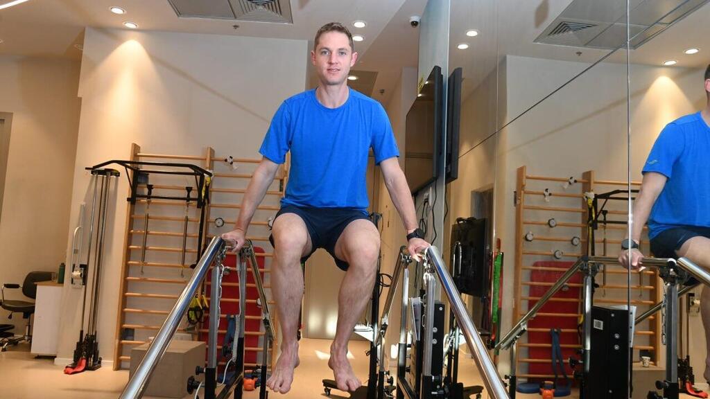 Or Shizaf during rehabilitation (Photo: Herzl Yosef) אור שיזף, לוחם במילואים שנפצע ועכשיו בשיקום