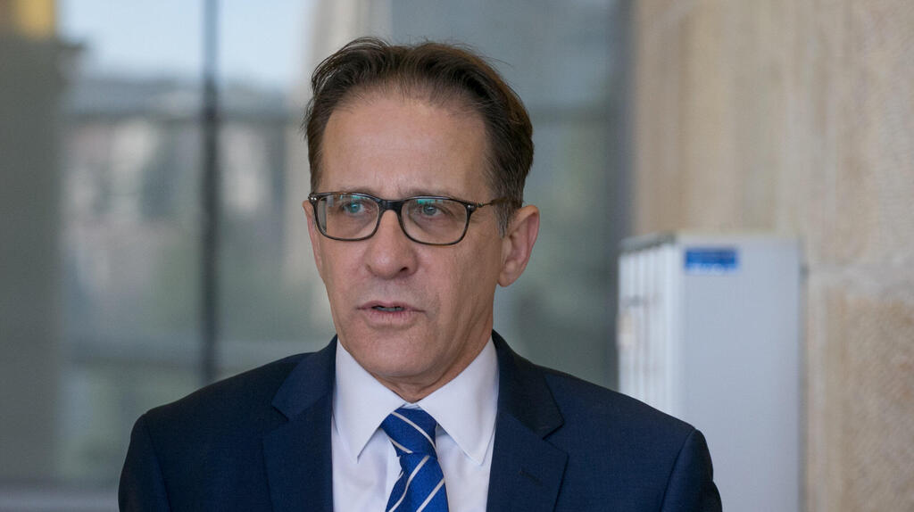 כבר לא יהיה השגריר בלונדון: צחי ברוורמן יואשם במרמה והפרת אמונים בכפוף לשימוע
