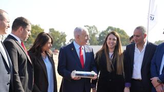  בנימין נתניהו ומירי רגב בהנחת אבן הפינה לפרויקט המטרו
