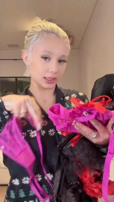 העיקר שאת מרוצה כפרה (צילום מסך) אלבמה בארקר