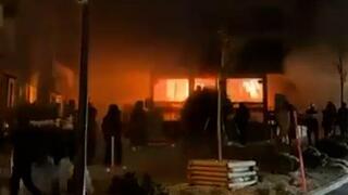 זירת פיצוץ בבר ב קראנס-מונטנה שווייץ עיירת סקי ב האלפים השווייצריים