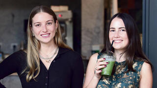 מיה ודניאלה. מובילות מהפכת המאצ'ה בארץ | צילום: ריאן פרויס