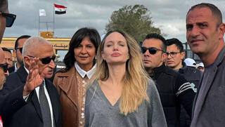 אחרי הביקור במעבר רפיח: ג'ולי עוזבת את ארצות הברית