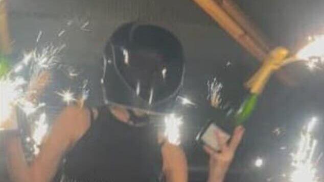 המסיבה באתר הסקי בשווייץ לפני האסון