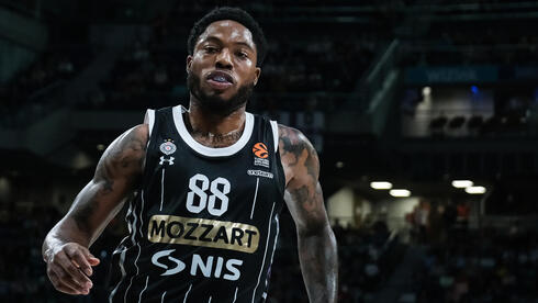 שחקן פרטיזן בלגרד טייריק ג'ונס