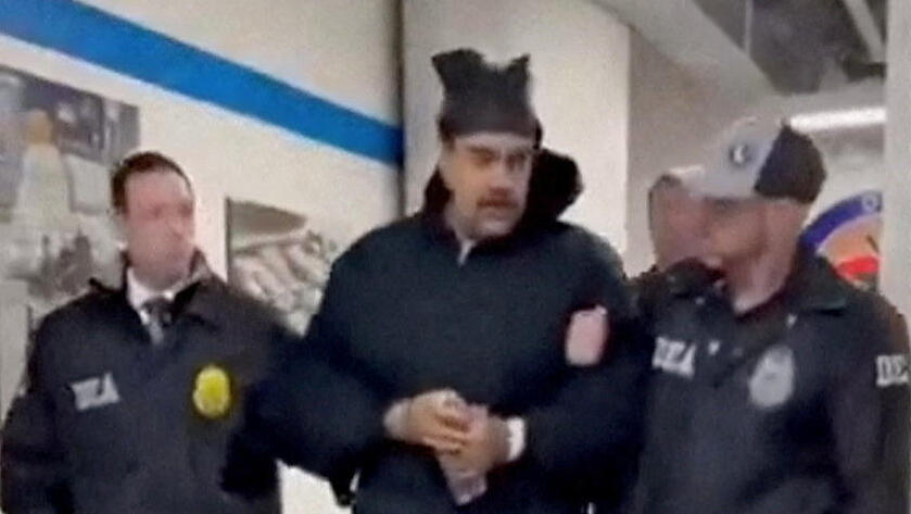 מדורו מובל בידי גורמי אכיפת החוק