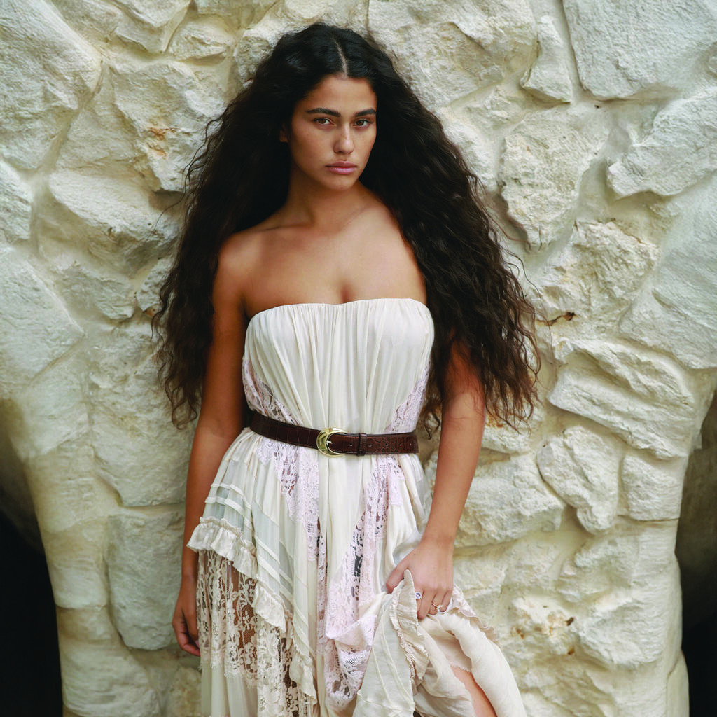 דניאלה חלפון 