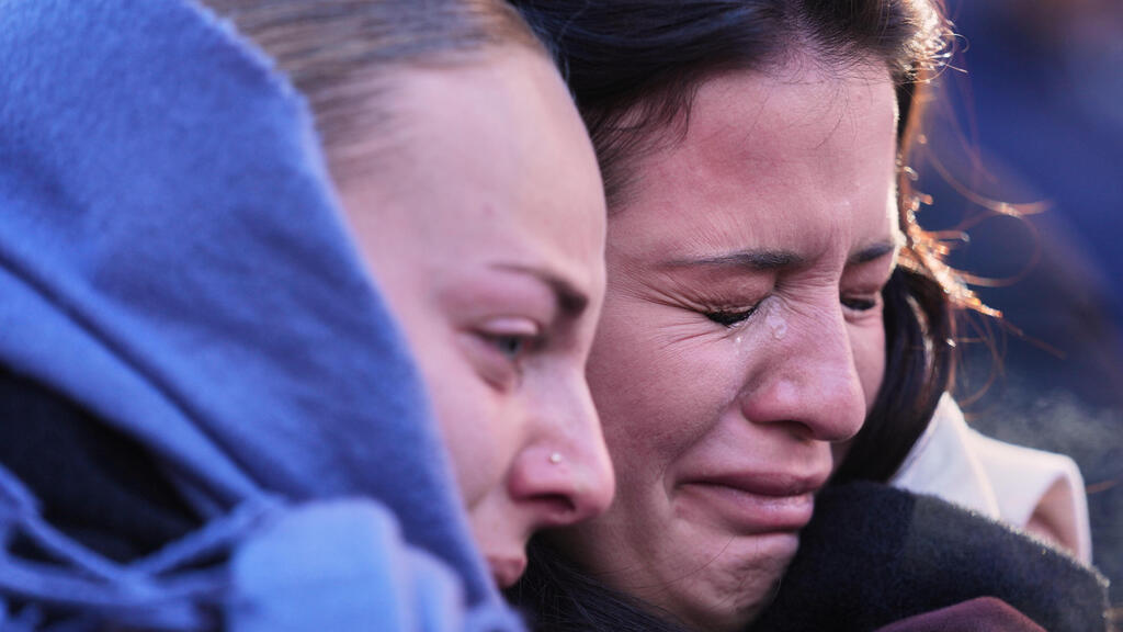 שווייץ אסון בר קראן מונטנה עיירת סקי עצרת זיכרון