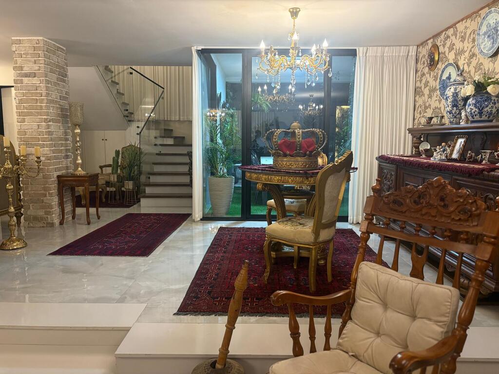 הבית של הזמרת אסאלה יוסף