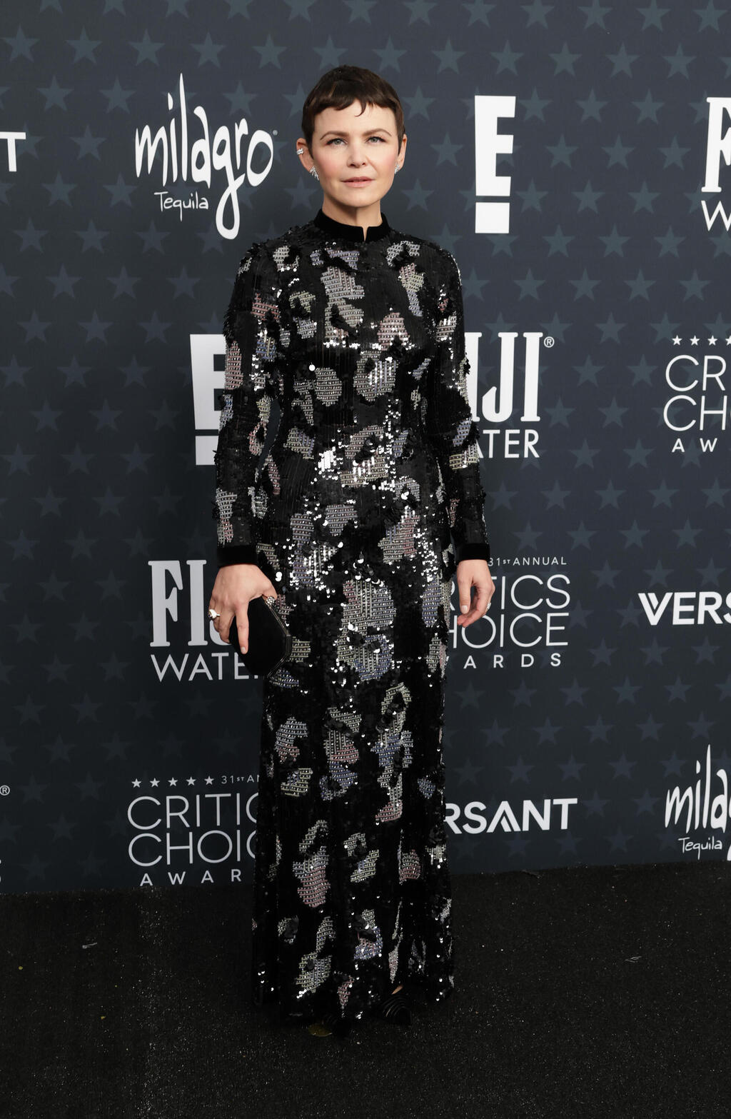 Ginnifer Goodwin wears Giorgio Armani (Photo: Matt Winkelmeyer/Getty Images for Critics Choice Association) ג'יניפר גודווין בטקס פרסי המבקרים, 2026