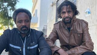 ברקת (ברקי) טדסה עם המעיל החום ובן דודו טוספו גברטסאה