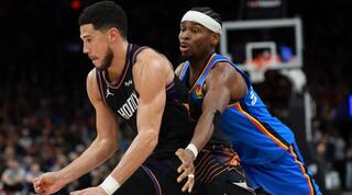 דווין בוקר לפני שיי גילג'ס אלכסנדר