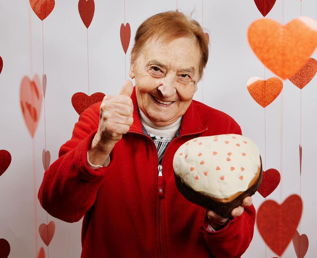 Нонна Сильви молодежи: "Идите работать" (Фото: тикток @nonnasilviofficial) נונה סילבי