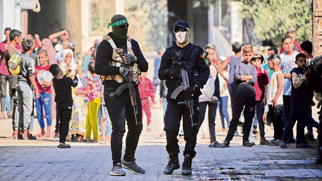 "אין לחמאס אופוזיציה בעזה ובטח לא אופוזיציה כלכלית". מחבלי גדודי עז א־דין אל־קסאם בנוסייראת