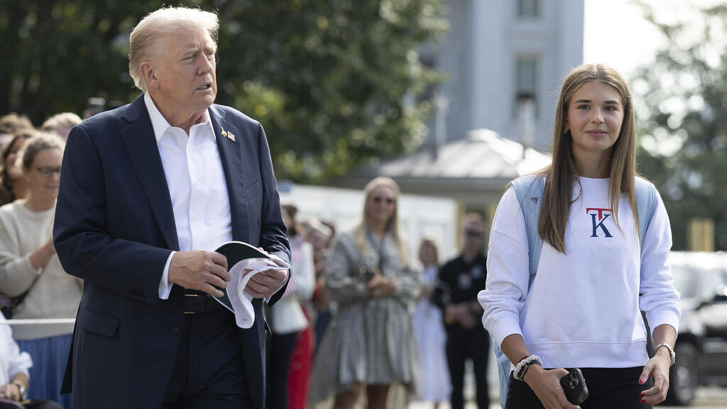 קאי טראמפ עם סבא דונלד טראמפ