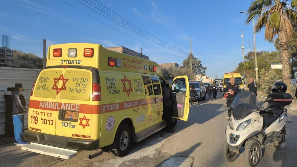 The scene in the north (Photo: Magen David Adom) 3 גברים נרצחו באירוע אלימות בשפרעם