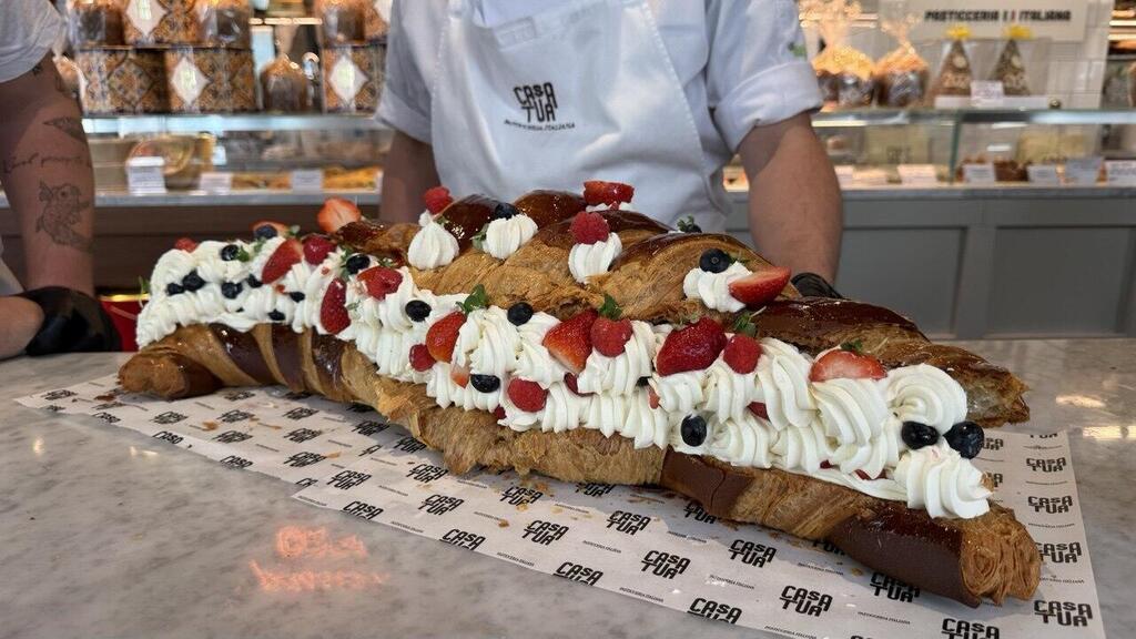 הקרואסון הגדול